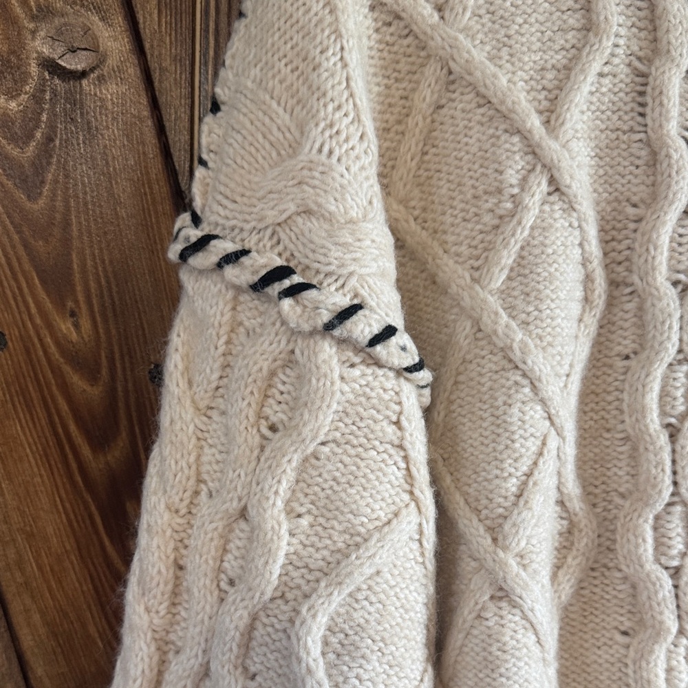bobeau Cream Cable-Knit Sweater with Black Trim - Picture 7 of 8